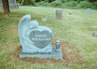 angie williams grave